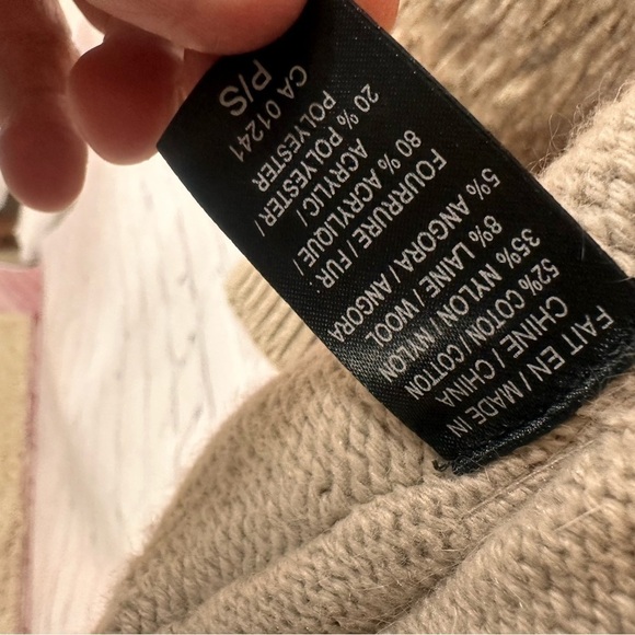 Womens faux fur vest small  Brown Angora Lined Open Front Sleeveless Sweater - Picture 3 of 9